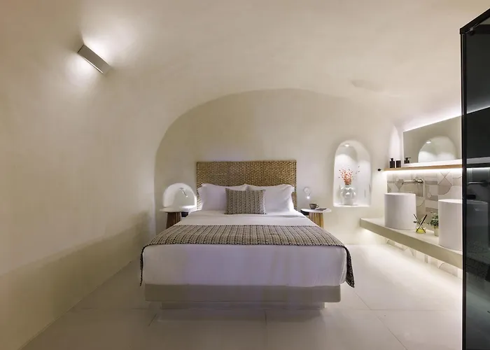 Annouso Villa With Hot Tub By Caldera Houses