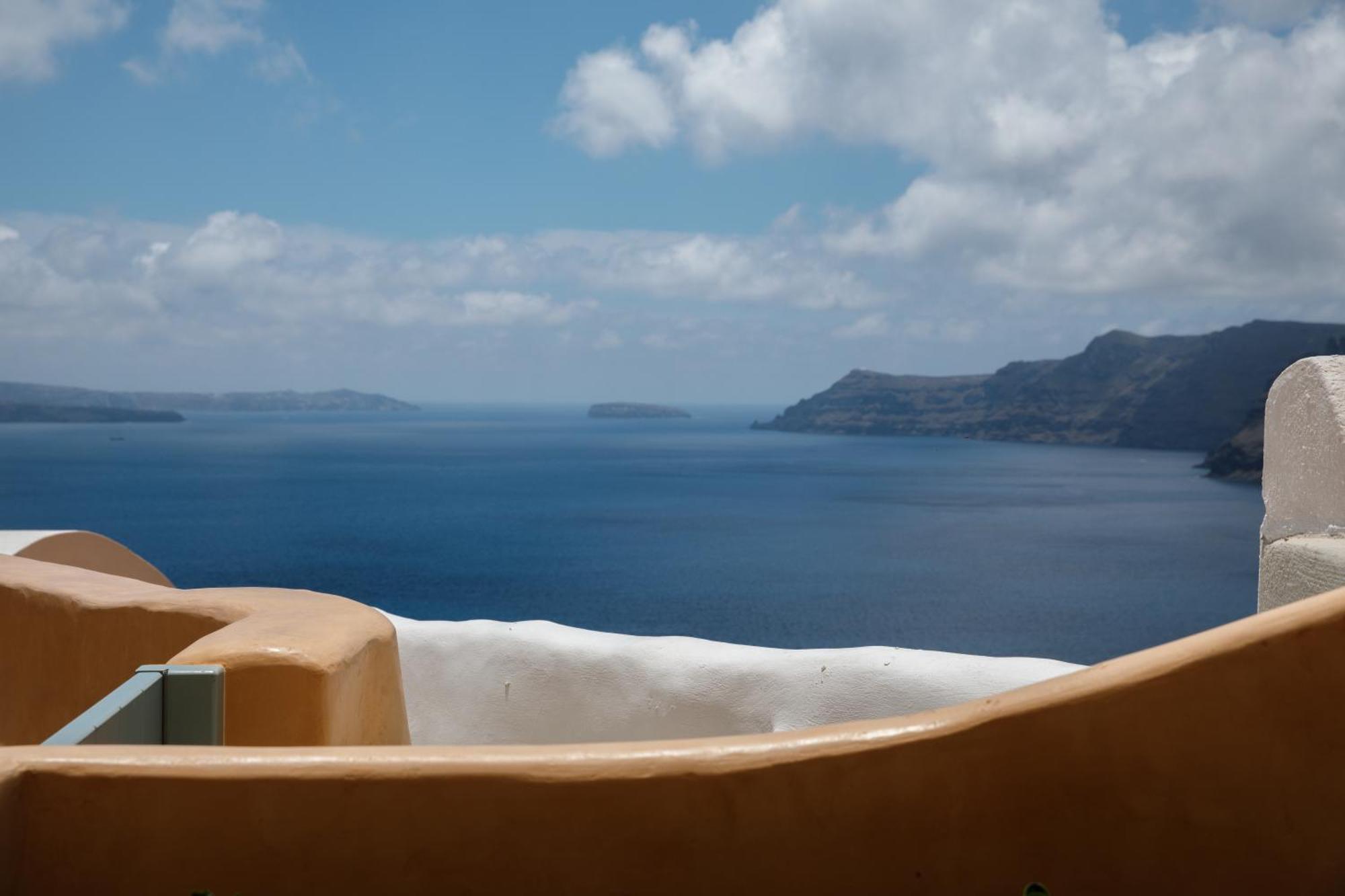 Annouso With Hot Tub By Caldera * Οία
